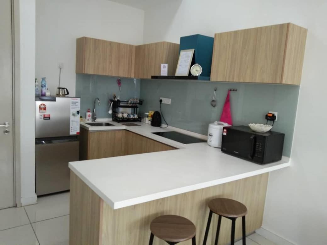 Pintarman Family Suites @ Miri Times Square Екстериор снимка
